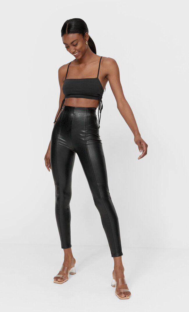 

Stradivarius Legginsy Ze Sztucznej Skóry Kobieta Czarny 40