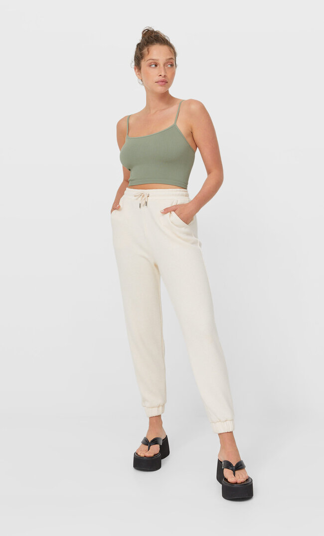 

Stradivarius Miękkie Spodnie Jogger Kobieta Waniliowy Xl