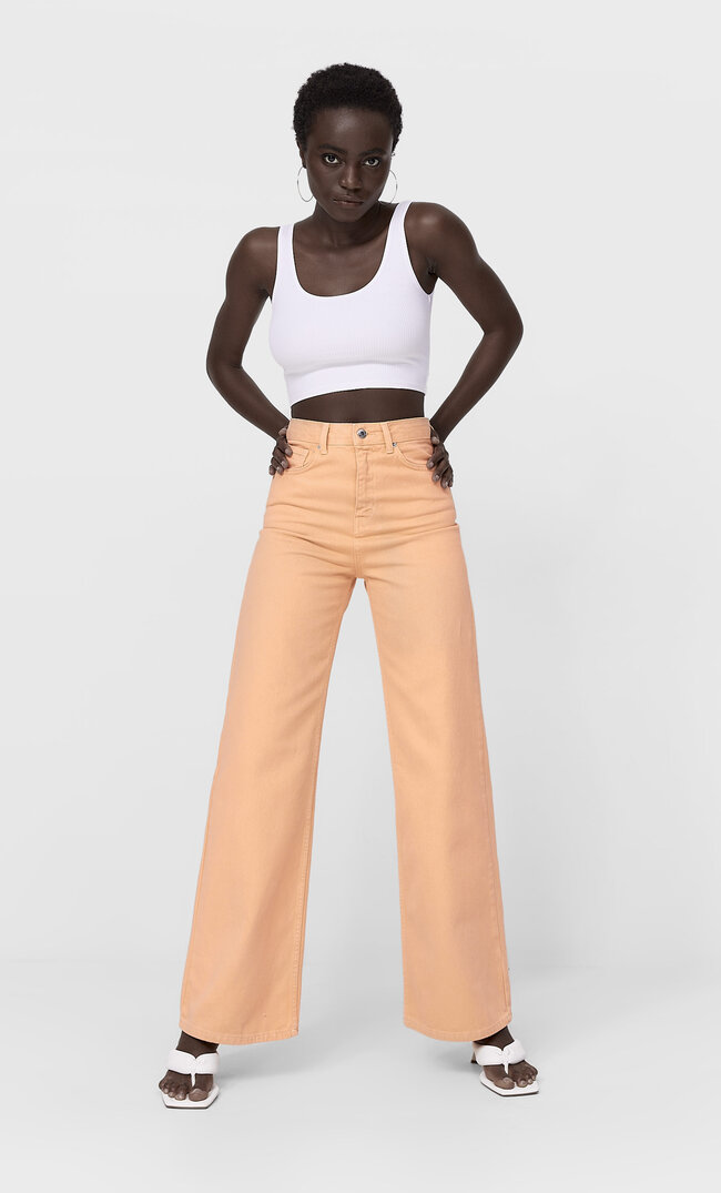 

Stradivarius Super-Wide-Leg-Jeans In Verschiedenen Farben Pfirsich 34