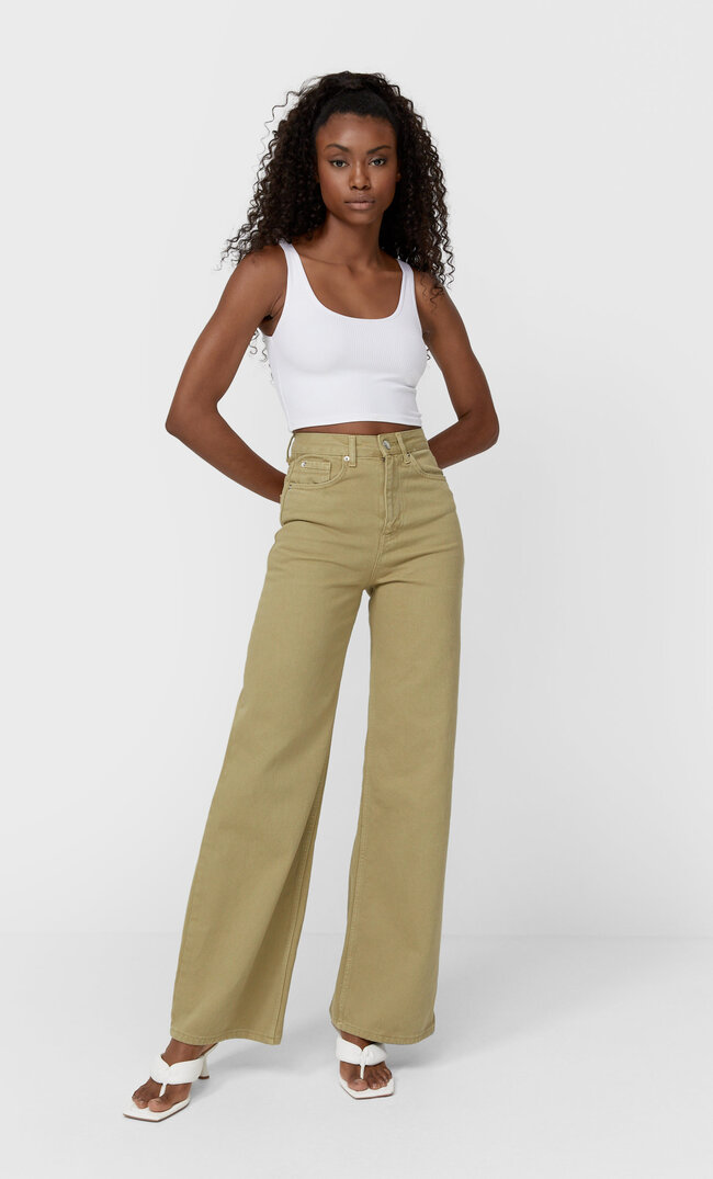 

Stradivarius Super-Wide-Leg-Jeans In Verschiedenen Farben Grün 32