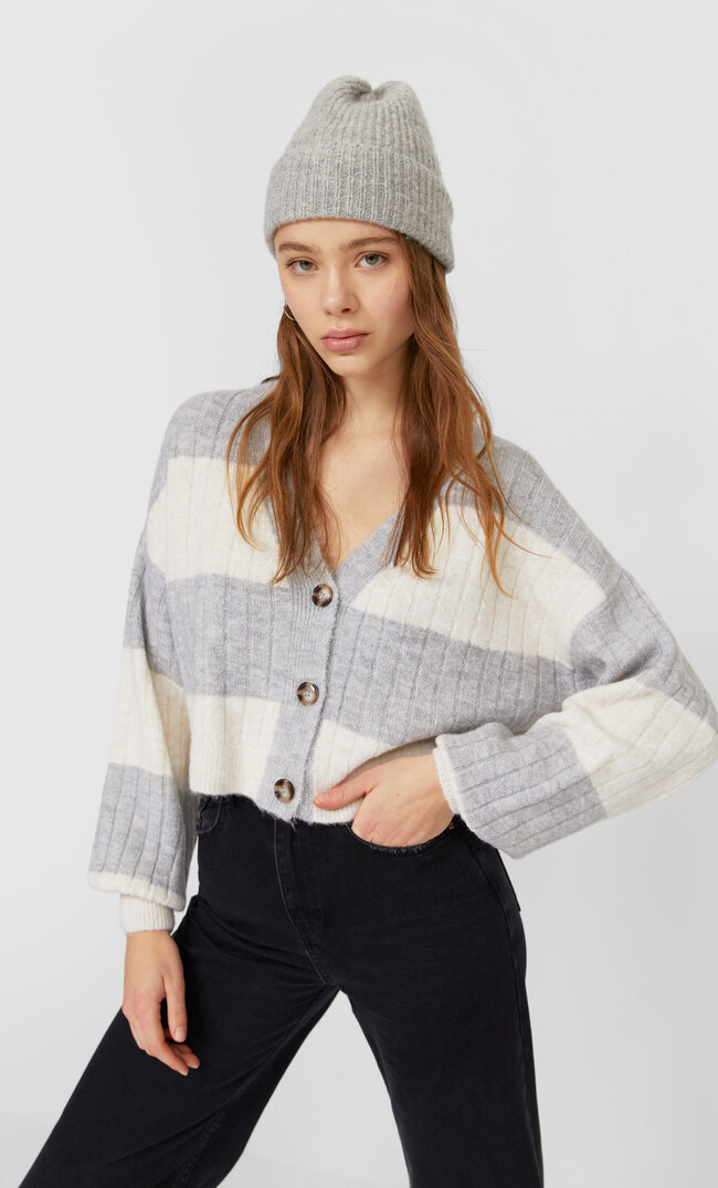 

Stradivarius Cardigan In Cropped-Länge Ecru M