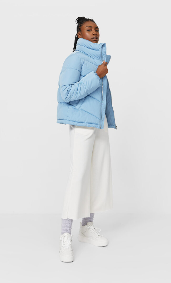 

Stradivarius Steppjacke Mit Rollkragen Himmelblau Xs