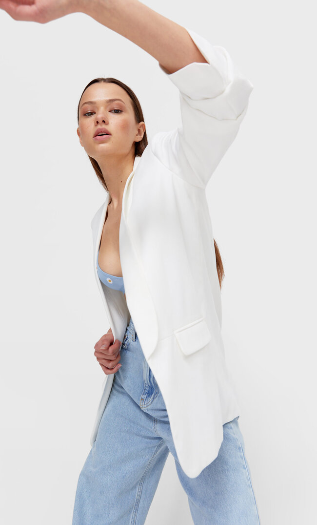 

Stradivarius Blazer Mit Gerafften Ärmeln Ecru L