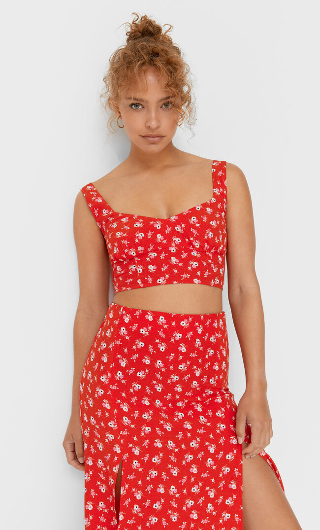 

Stradivarius Top Mit Trägern Und Blumenprint Rot M