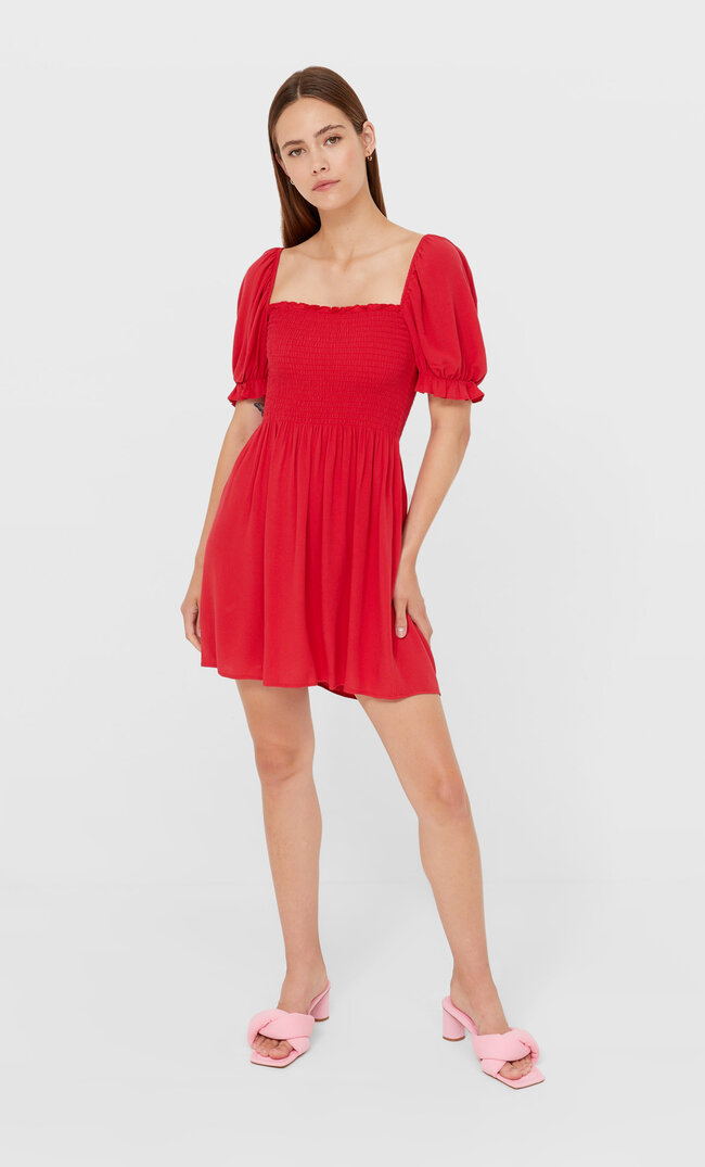 

Stradivarius Kurzes Kleid Rot Xs