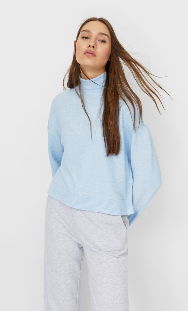 

Stradivarius Weiches Cropped-Shirt Himmelblau Xs