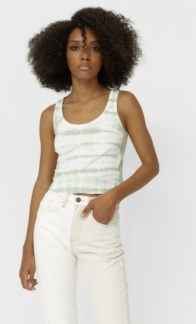 

Stradivarius Shirt Mit Tie-Dye Und Racerback Grün Xl