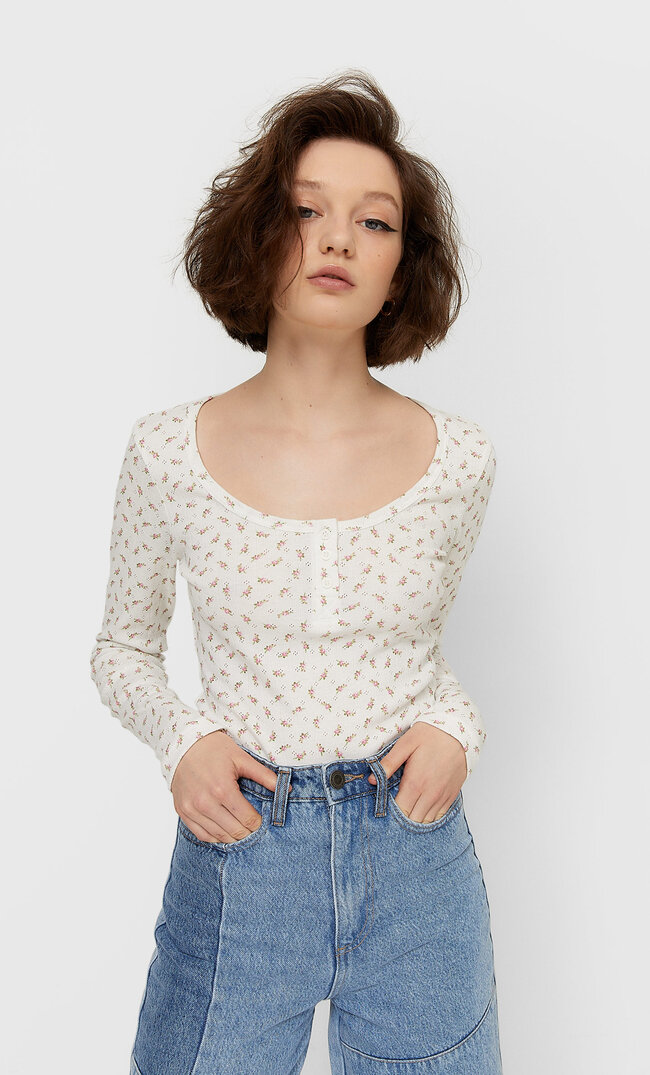 

Stradivarius Shirt Mit Knopfleiste, Patentmuster Und Lochmuster Ecru Xl