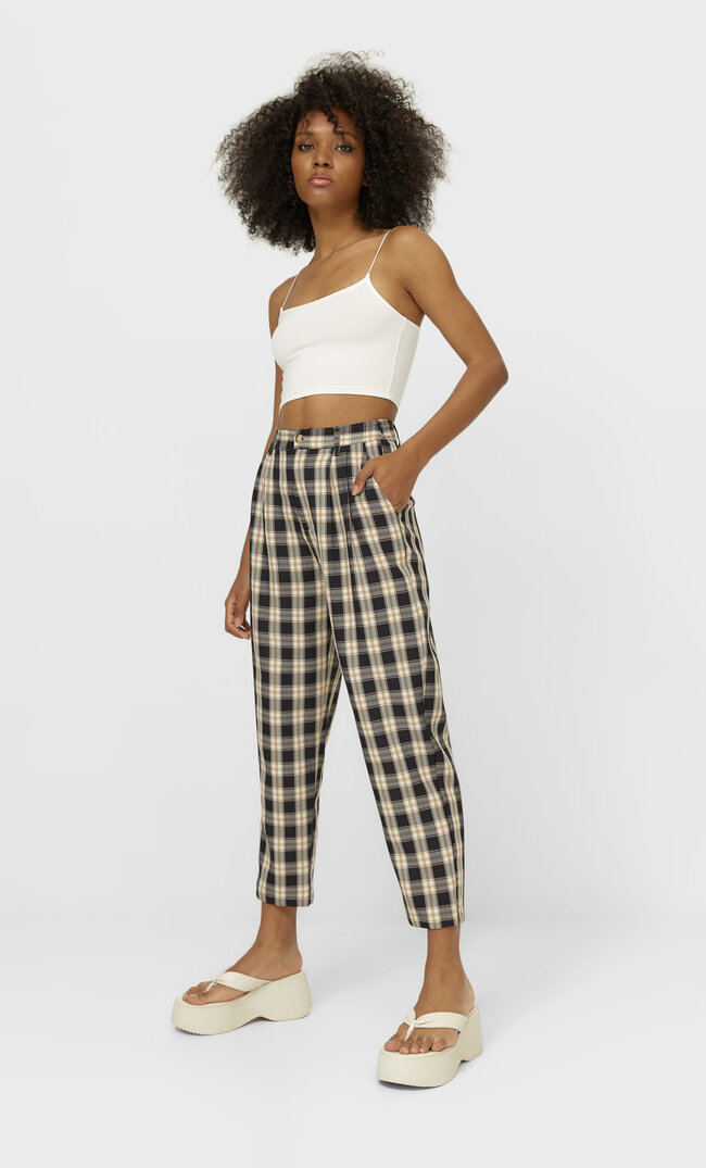 

Stradivarius Karierte Slouchy-Hose Schwarz 40