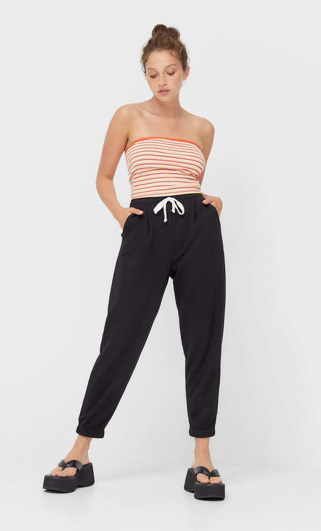 

Stradivarius Jogger Im Slouchy-Fit Schwarz L