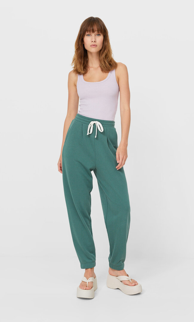 

Stradivarius Jogger Im Slouchy-Fit Smaragdgrün Xs
