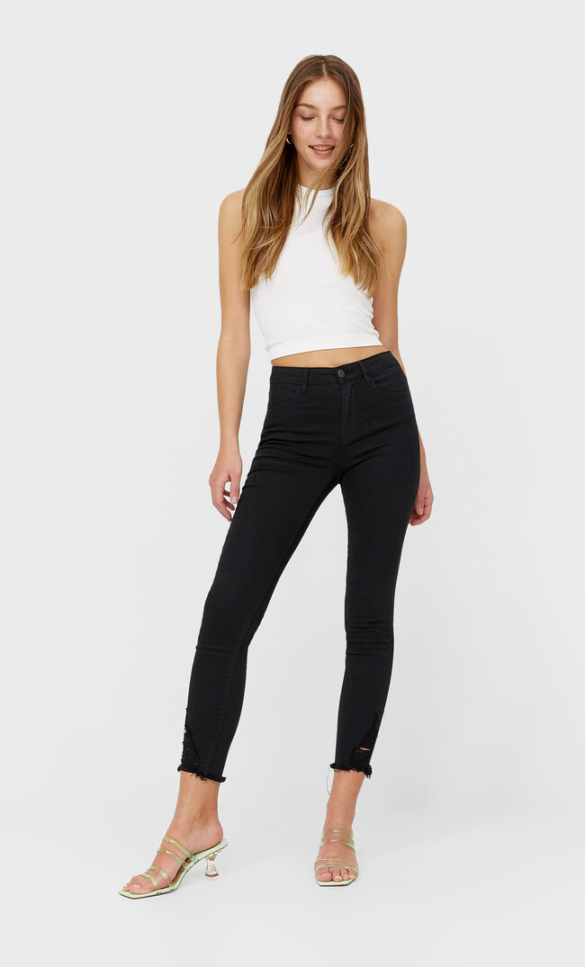 

Stradivarius Spodnie Skinny Z Wysokim Stanem I Dziurami Kobieta Czarny 38