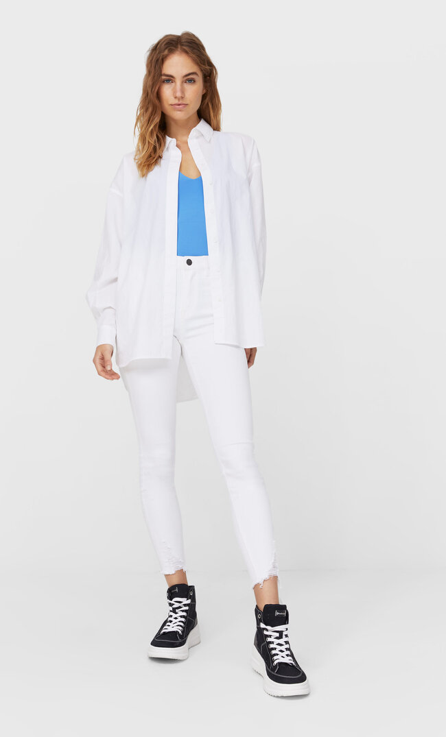 

Stradivarius Spodnie Skinny Z Wysokim Stanem I Dziurami Kobieta Biały 34