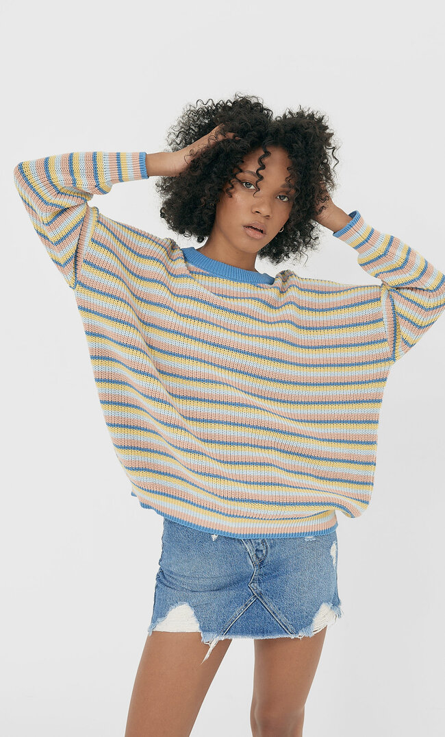

Stradivarius Sweter Oversize Z Kolorowymi Panelami Kobieta Niebieski S