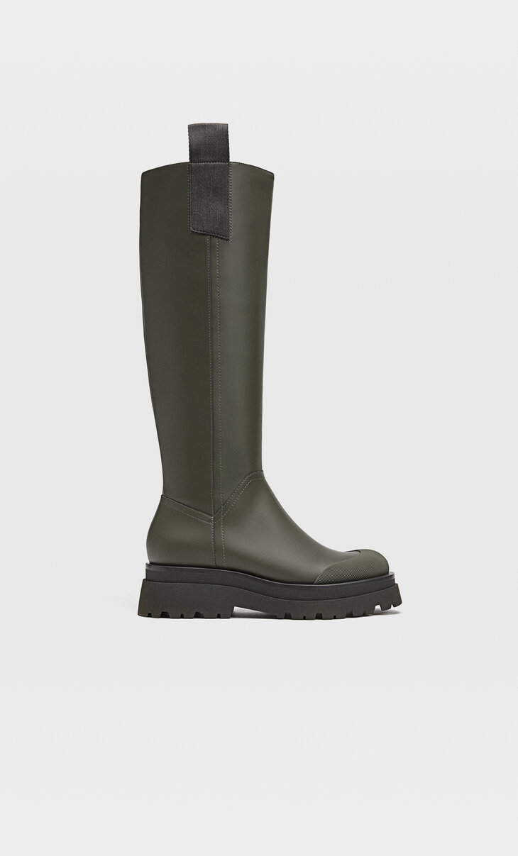 Flat Boots With Slanted Sole Women S Just In Stradivarius Germany You require x to receive free standard shipping. stradivarius