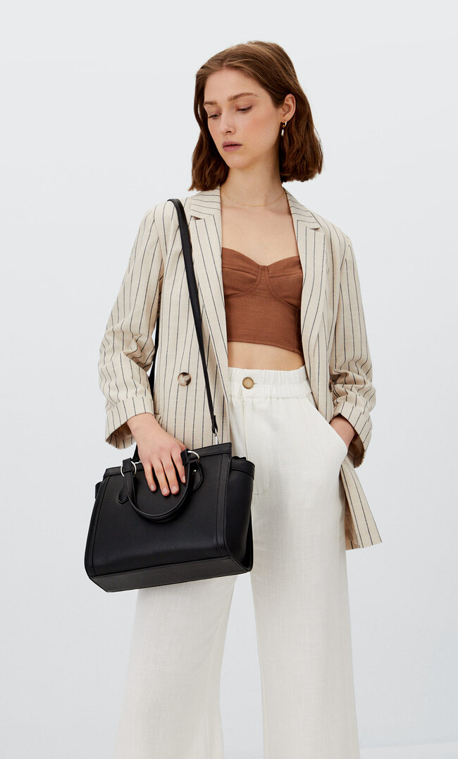

Stradivarius Tote Bag Anneaux Noir M