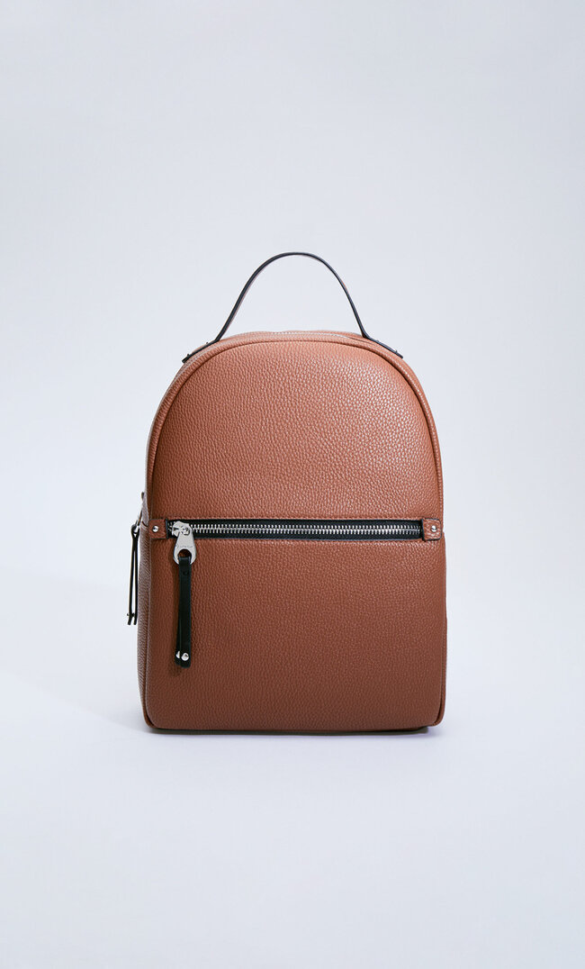 

Stradivarius Rucksack Mit Reißverschluss Helles Camel M