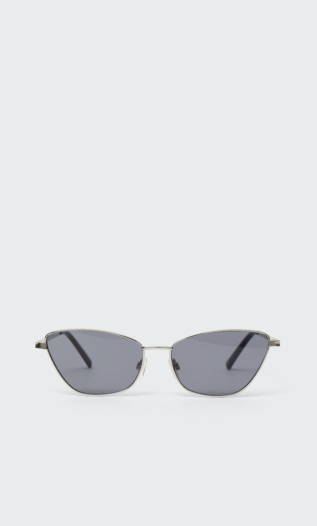 

Stradivarius Cat-Eye-Sonnenbrille Mit Farbigen Gläsern Schwarz M