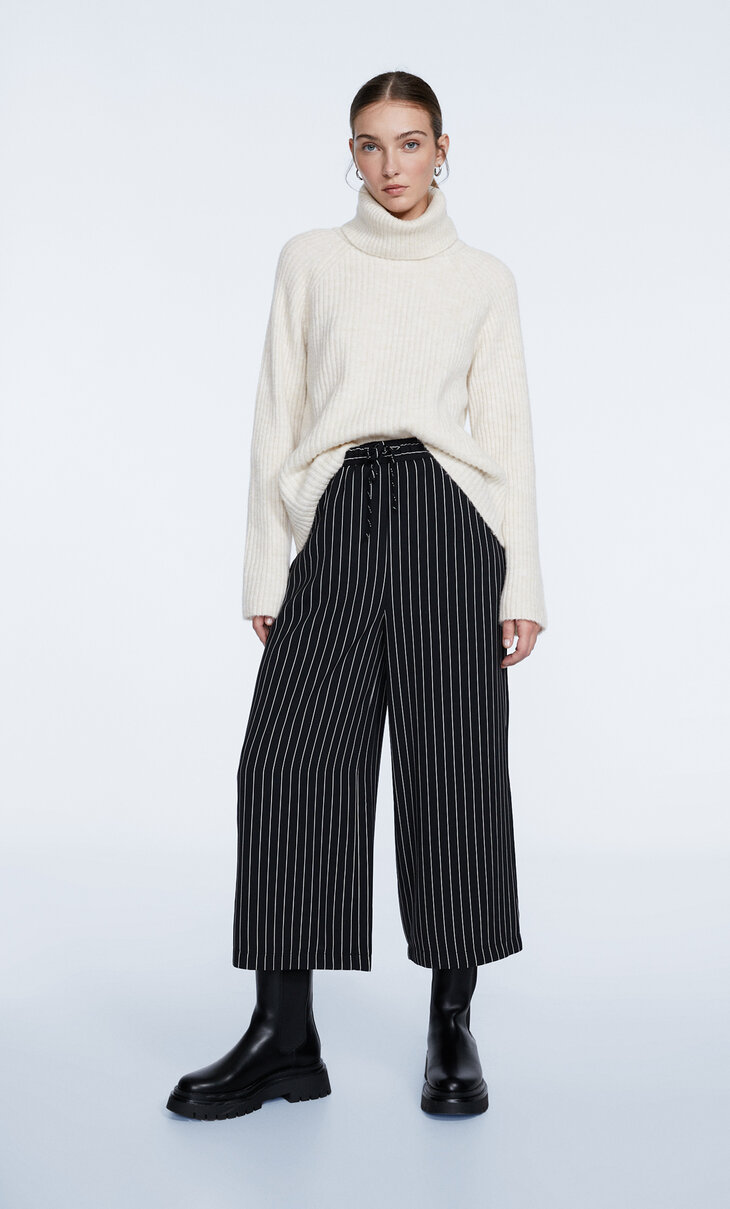 Flowing culottes with drawstrings