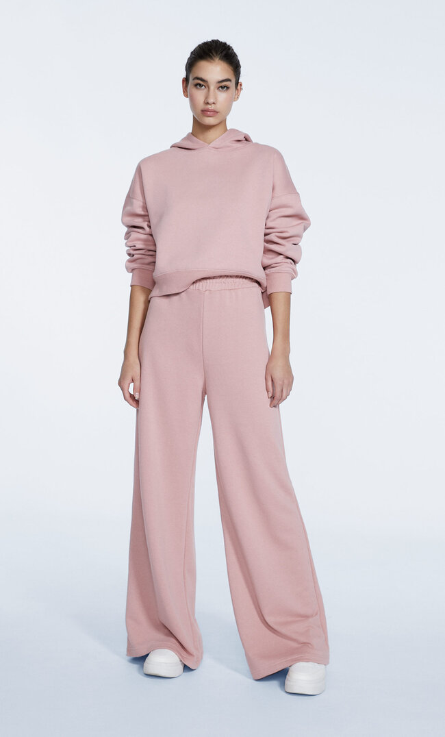 

Stradivarius Spodnie Jogger Z Szerokimi Nogawkami Pastelowy Róż Xl