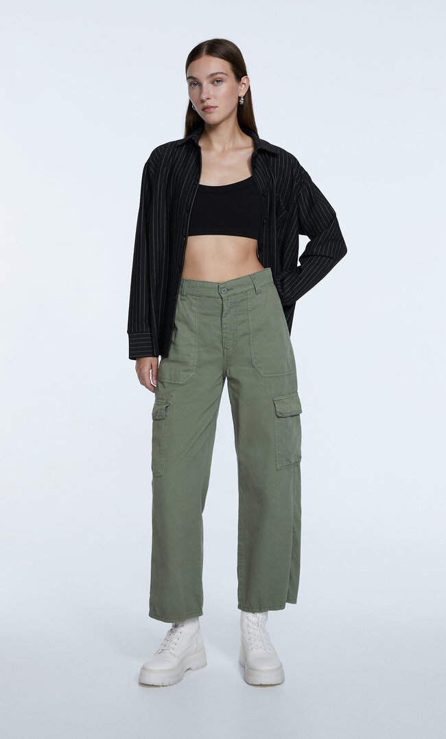 

Stradivarius Cropped-Cargohose Khaki 38