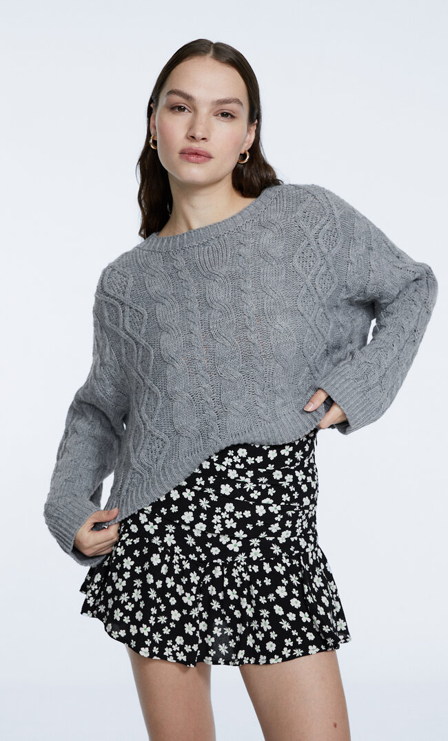 

Stradivarius Spódnicospodenki Mini W Kwiaty Czarny 38