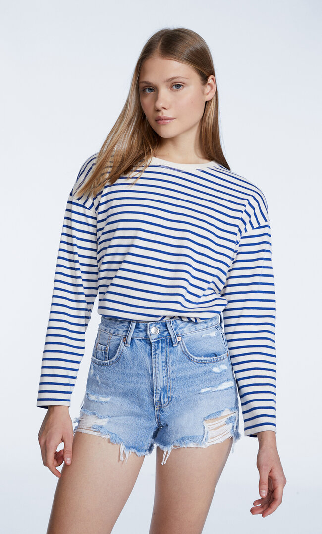 

Stradivarius Short En Jean Déchiré Denim Bleu Clair Moyen 32