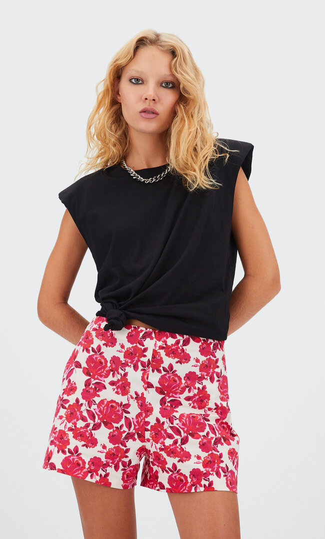 

Stradivarius Short À Fleurs Popeline Écru 36