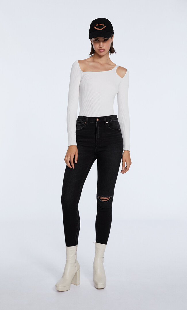 

Stradivarius Jean Skinny Taille Normale Denim Noir Foncé 32