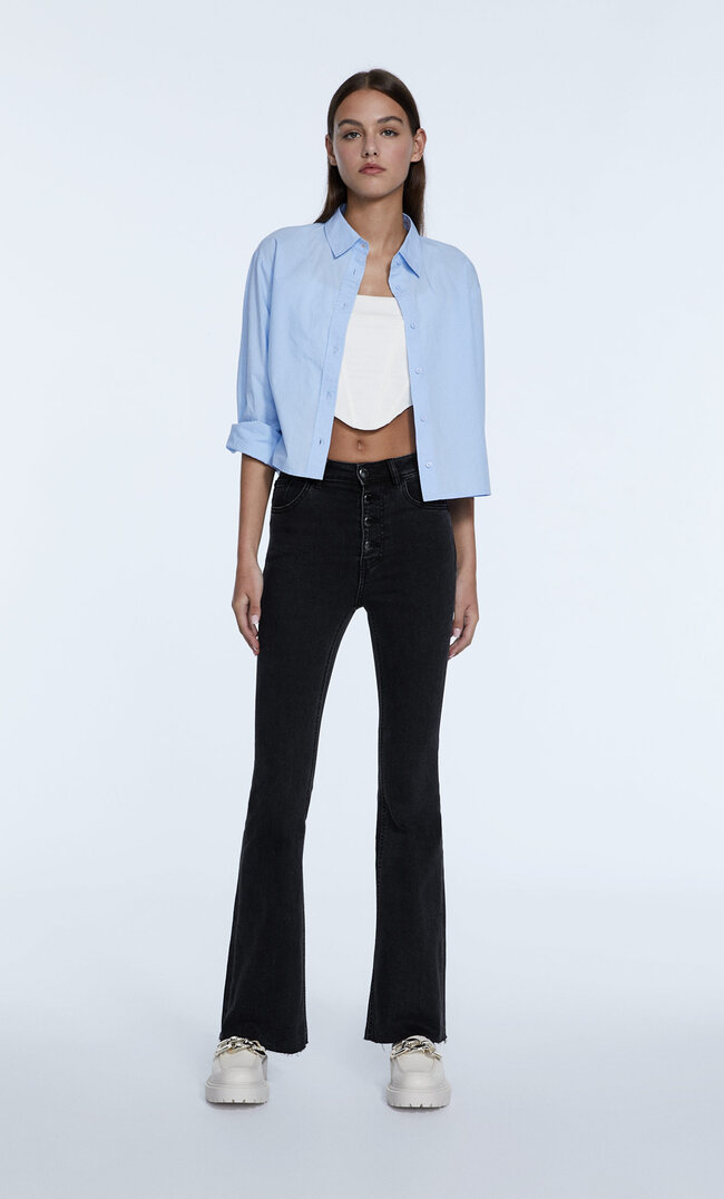 

Stradivarius Flare Avec Boutons Denim Noir Délavé 44