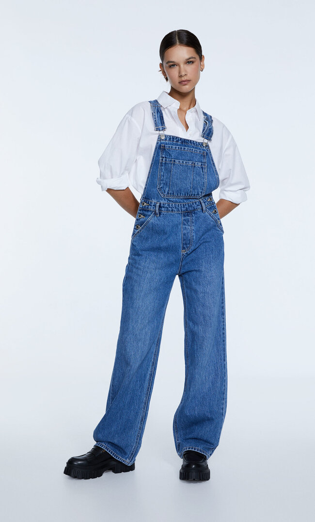 

Stradivarius Jeansowe Ogrodniczki O Prostym Kroju Denimowy Średni Dark Blue 38