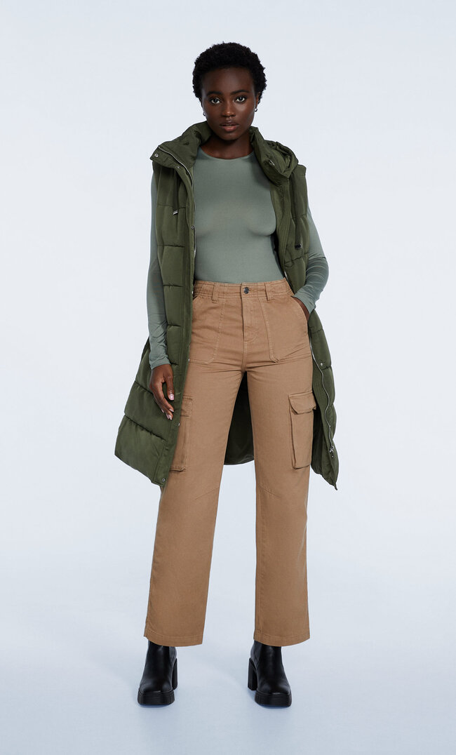 

Stradivarius Cargohose Im Relaxed-Fit Gelbbraun 32