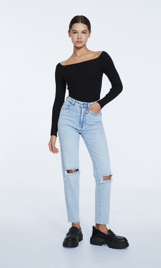 

Stradivarius Mom-Jeans Im Slim-Fit Medium Light Blue Denim 42