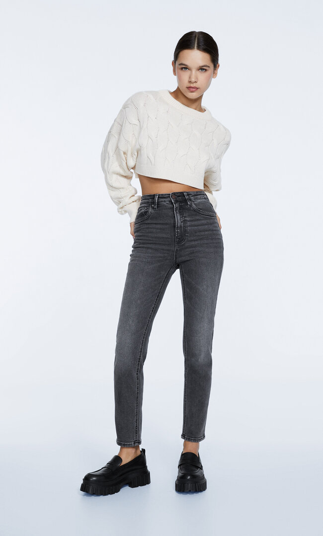 

Stradivarius Jean Mom Slim Denim Noir Délavé 36