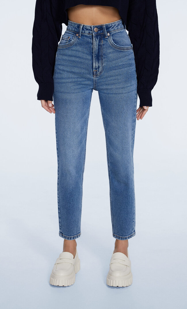 

Stradivarius Jeansy Mom Slim Fit Denimowy Średni Light Blue 36