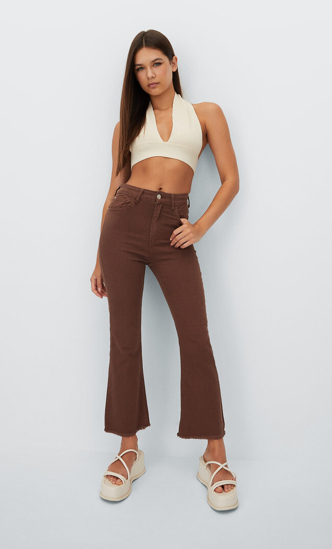 

Stradivarius Pantalon Cropped Flare Sergé Marron 40