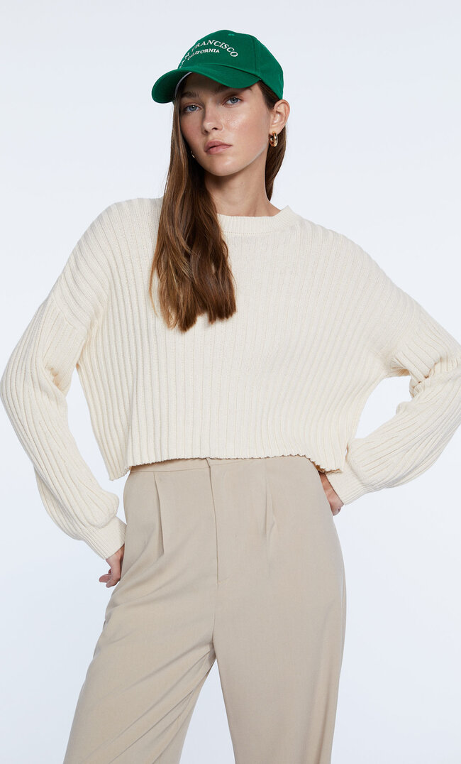 

Stradivarius Pull Manches Bouffantes Vanille M