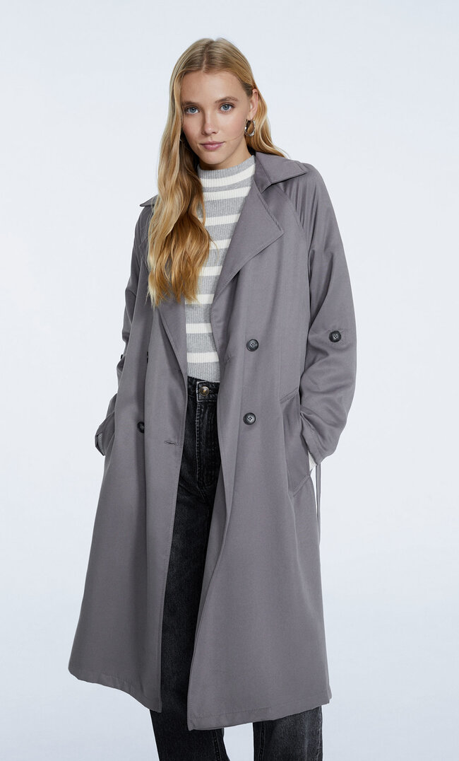 

Stradivarius Langer Fließender Trenchcoat Graumeliert S