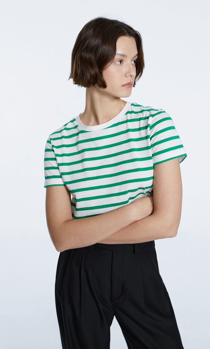 Camisetas de manga corta de mujer | Stradivarius España
