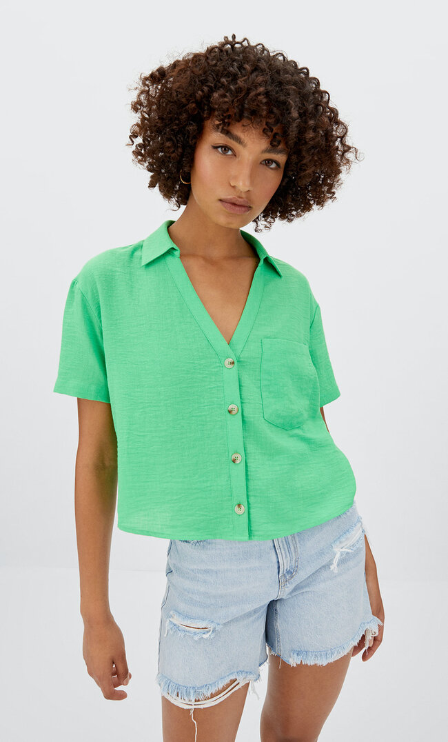 

Stradivarius Chemise Rustique Décolleté Plongeant Vert S