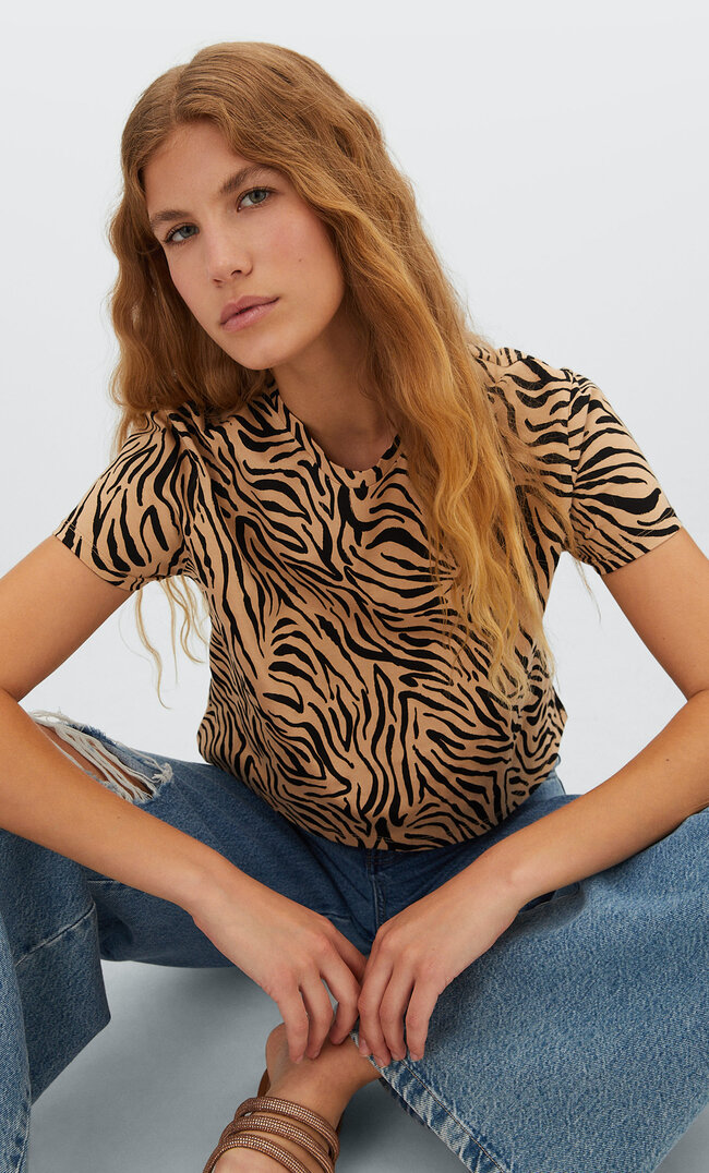 

Stradivarius T-Shirt Court Basique Pierre M