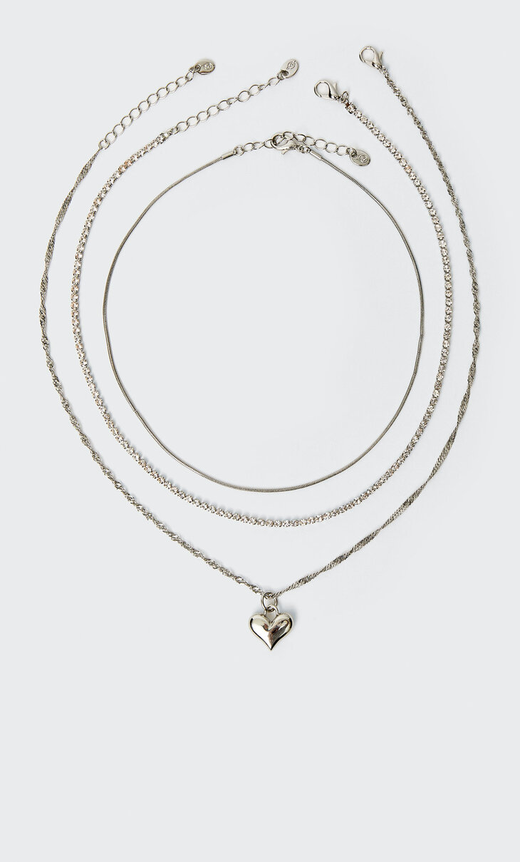 Set s 3 ogrlice s ukrasnim kamenčićima i srcem