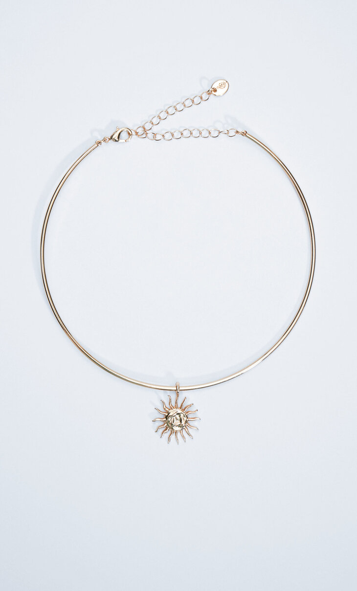 Rigid choker necklace with sun charms