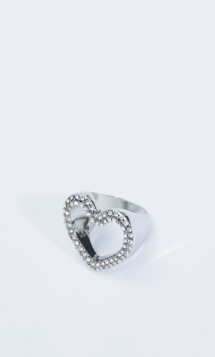 Rhinestone heart ring