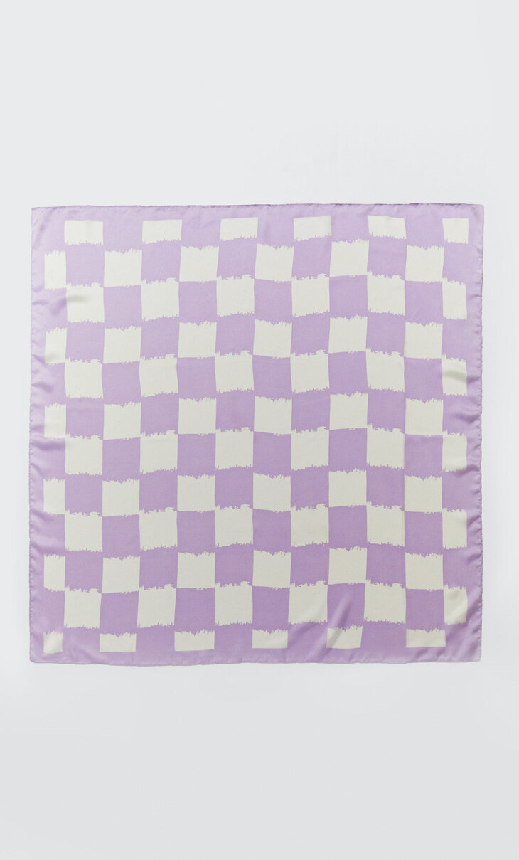 Large chequered scarf