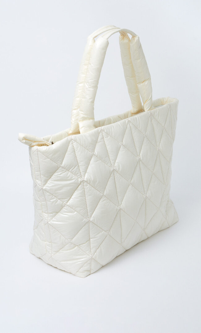 

Stradivarius Gesteppte Shopper Ecru M