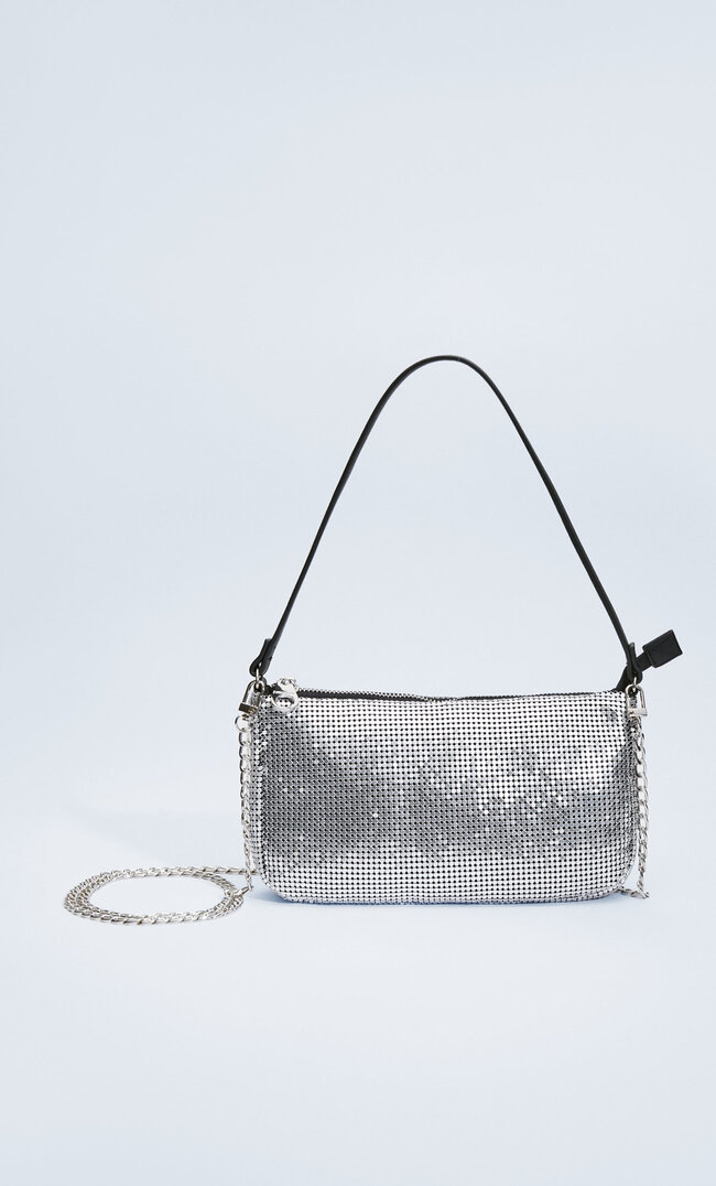 

Stradivarius Umhängetasche Aus Glänzendem Mesh Grau M