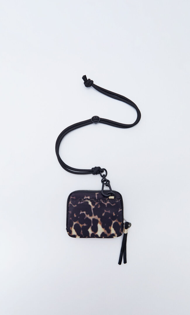 Stradivarius Geldbeutel Mit Seil Helles Camel M