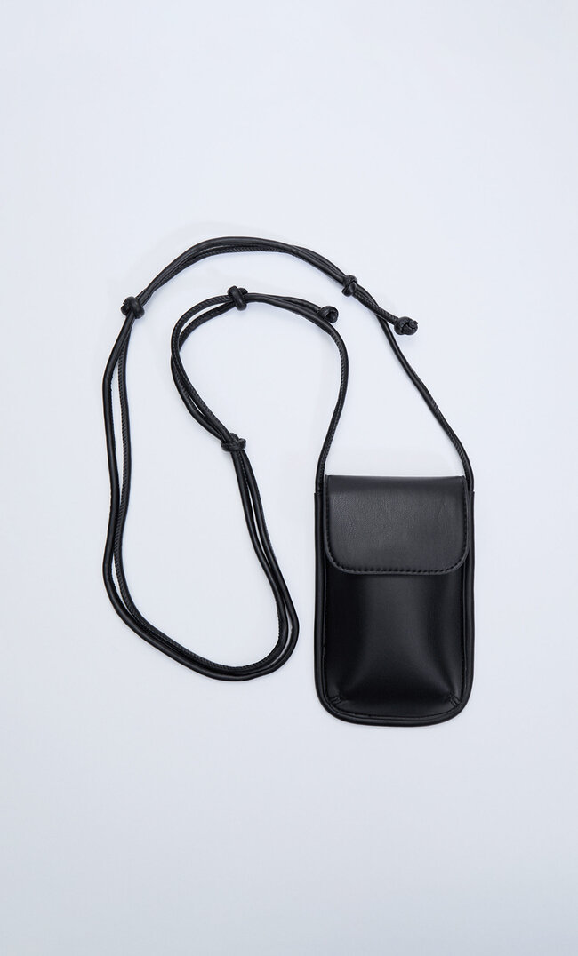 

Stradivarius Torebka Na Smartfona Ze Sztucznej Skóry Czarny M