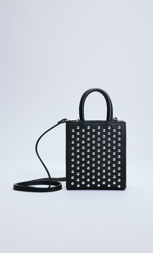 

Stradivarius Mini-Tasche Mit Mehreren Nieten Schwarz M